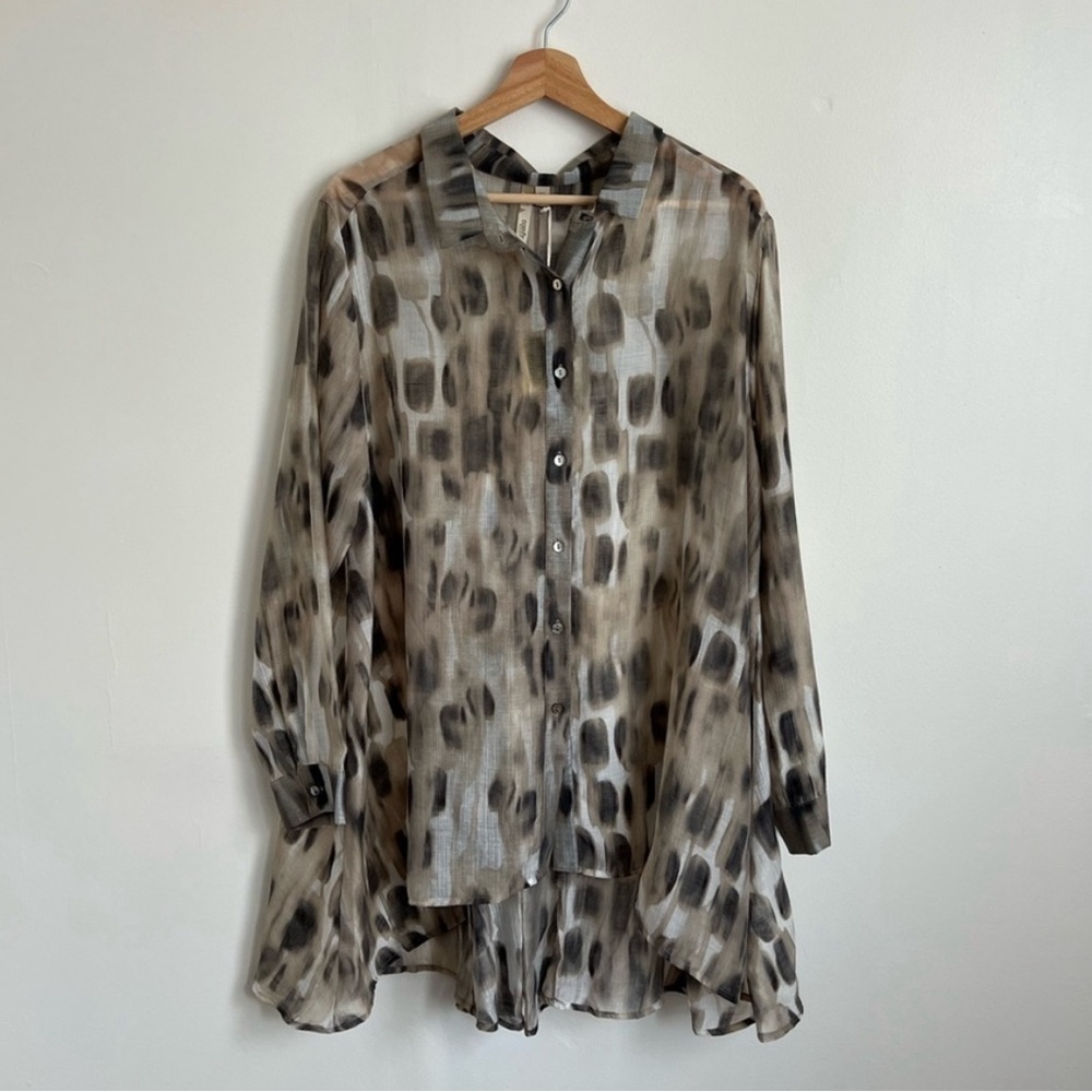 Comfy USA Blouse with Tags and pants to match - small